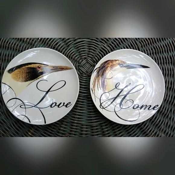 Pair Creative Co-Op Wildlife Birds Home Love Stoneware Plates Audubon Style 8" - Picture 1 of 6